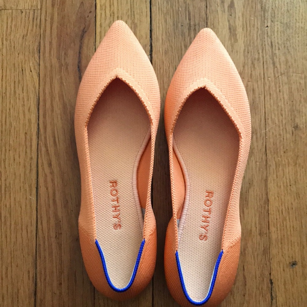 Rothys point tangerine size 8